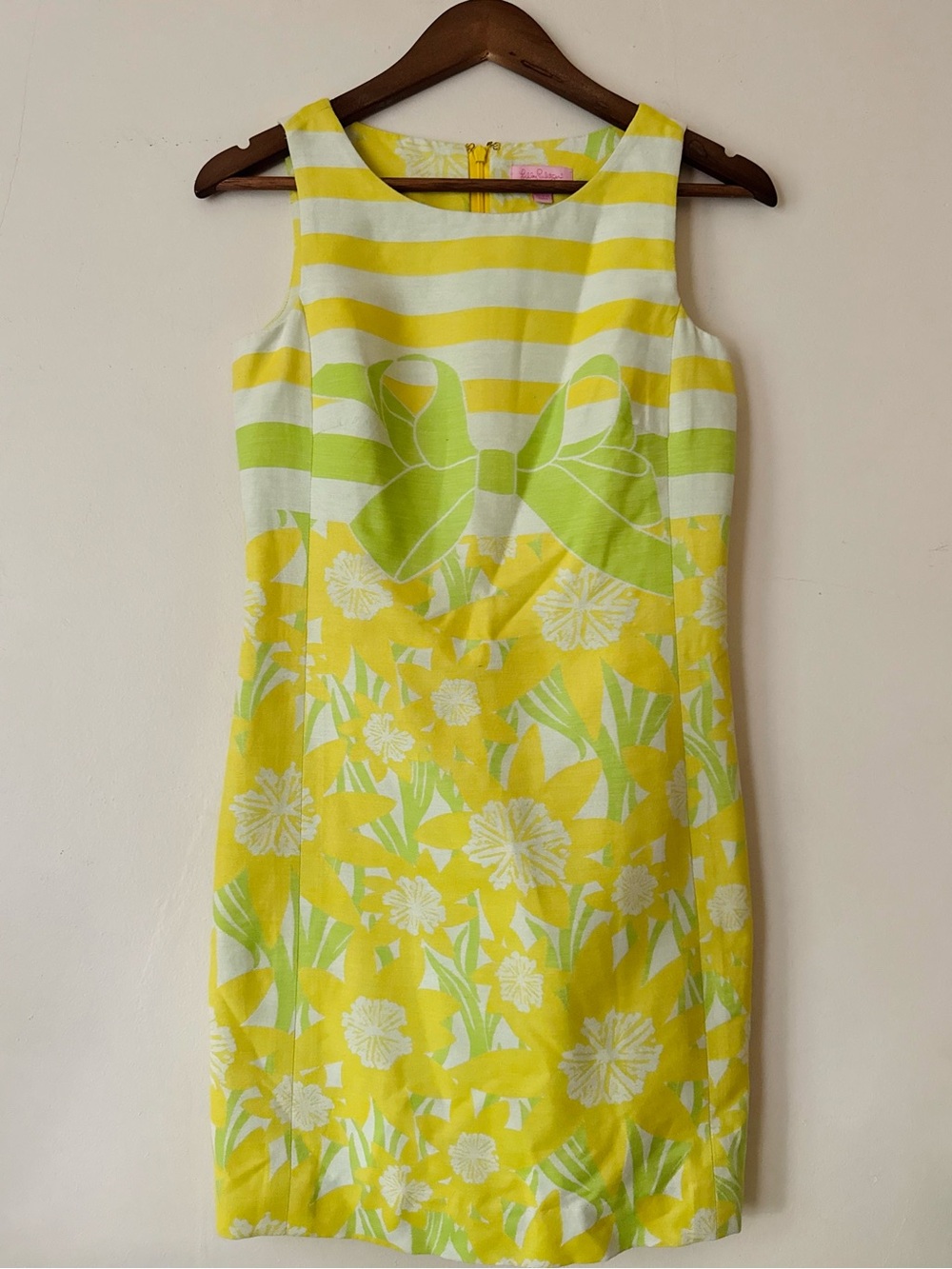 Lilly Pulitzer Yellow Floral Shift Dress with Green Bow Detail - Size 0